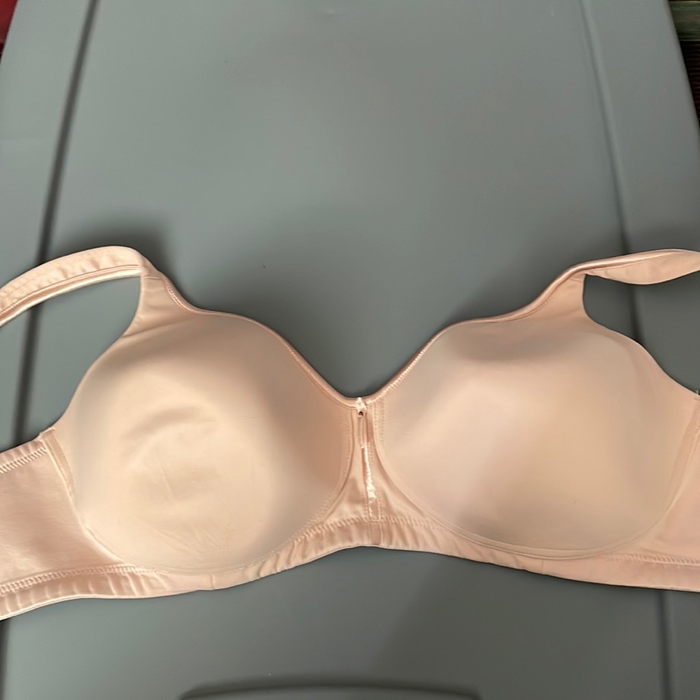 Cream wireless bra